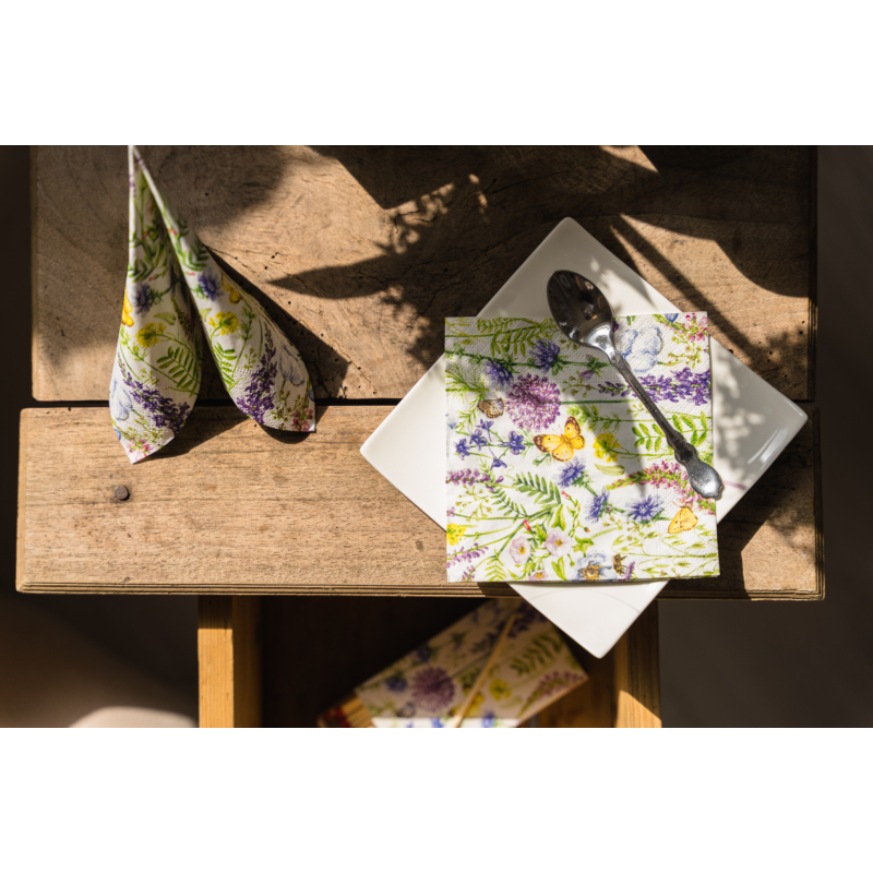 Paper+Design Tissue Szalvéta, virág mintás, 24 x 24 cm, 3-rétegű
